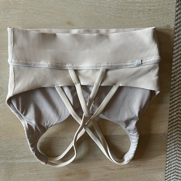 Lululemon Energy Bra Longline Ribbed *Medium Support, B–D Cups
Chantilly - Picture 3 of 5